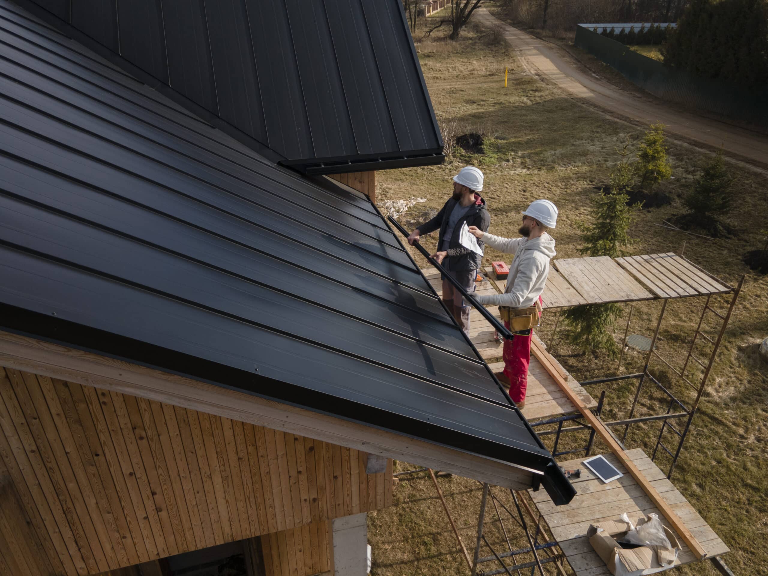 How Long Does a Metal Roof Really Last in Florida’s Climate?